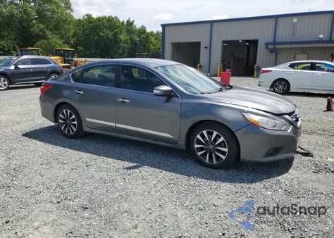 2017 Nissan Altima 2.5 from USA, damaged, VIN 1N4AL3AP2HC168165